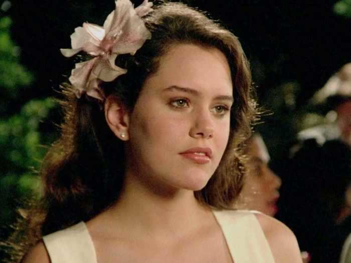 Ione Skye starred as Diane Court, a high school valedictorian who never got to know her peers because she was too focused on academics.