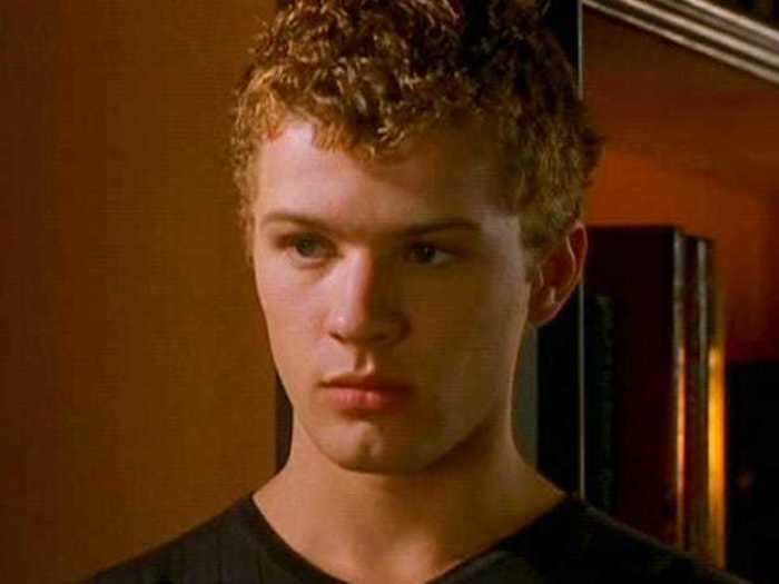 Ryan Phillippe played Sebastian Valmont, an ill-fated bad boy that falls for the headmaster