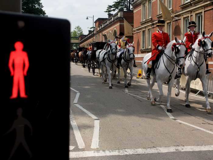 This crosswalk sign happened to get it right when members of the royal household