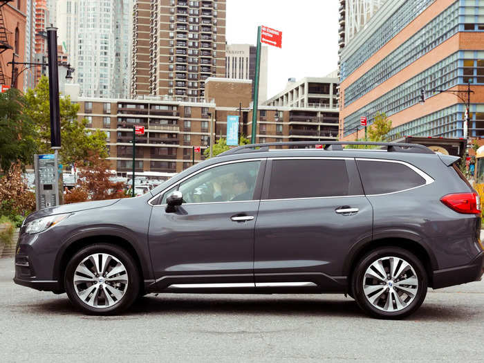 The base 2019 Subaru Ascent starts at $31,995, while our top-of-the-line Ascent Touring starts at $44,695. With fees, our car carried an as-tested price of $45,670. Aesthetically, the Ascent has a heavy dose of Subaru corporate-styling DNA.