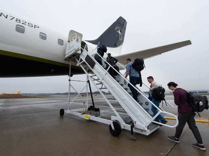 And up to 32 passengers in the back. Finnair had used the DC-8 on its first transatlantic route between Helsinki and Amsterdam, taking advantage of the combi to earn additional cargo revenue on the trip.