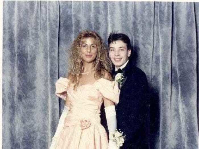 "Tonight Show" host Jimmy Fallon shared his prom fail on Twitter.