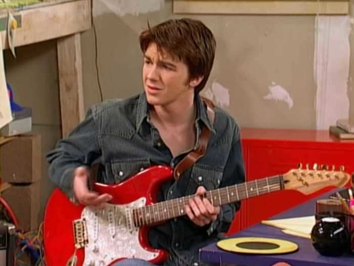 Drake Bell began working on television years before "Drake and Josh."