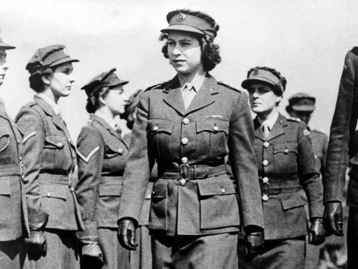 By 1945, the princess had risen to the rank of junior commander, according to the Royal Collection Trust.