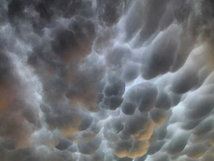 Mammatus clouds create a satisfying pattern of pouch-shaped formations in the sky.