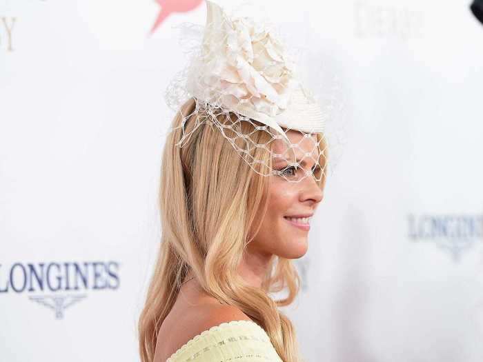 Swedish model Ellen Nordegren secured an ivory fascinator to her gently waved hair for the 2016 Kentucky Derby.