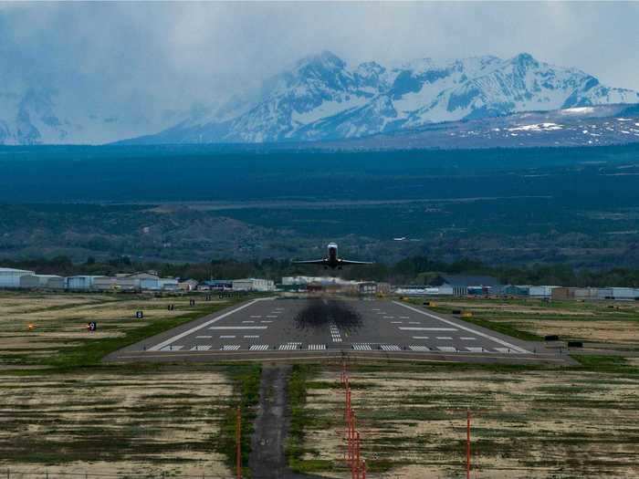 Montrose Regional Airport