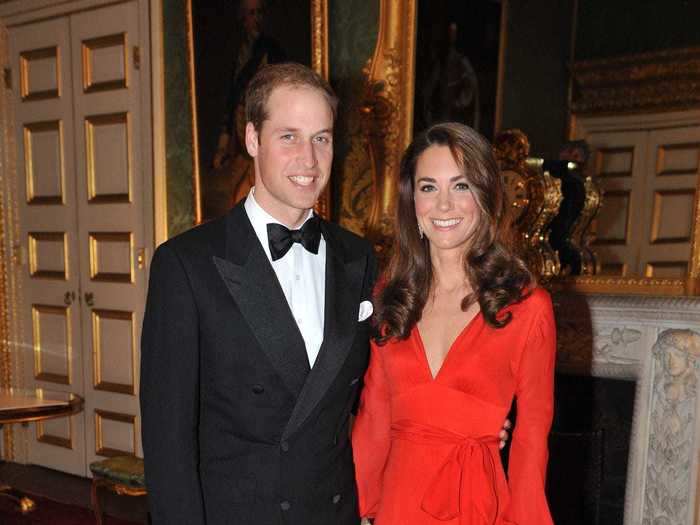 Later that year in October, she wore a fiery shade of red to a gala hosted by 100 Women in Hedge Funds.