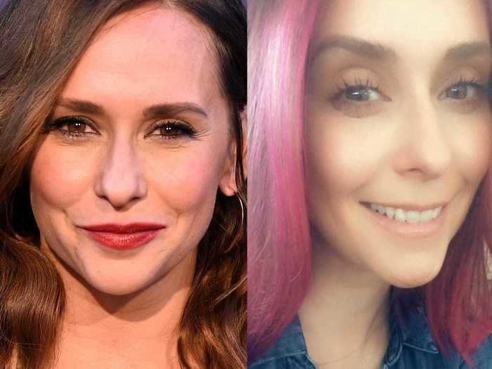 The next month, Jennifer Love Hewitt added pink highlights to her hair.