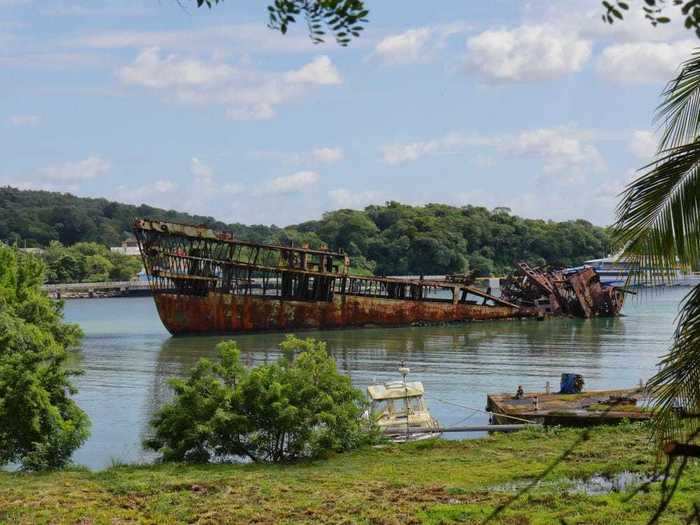 Some shipwrecks in Roatán, Honduras, were intentionally sunk so scuba divers could explore them.