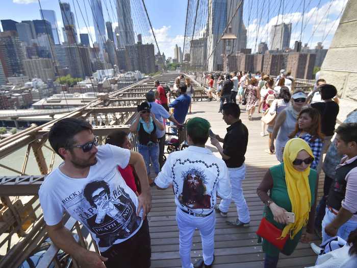 Both visitors and commuters flock to the bridge, for its famous views of Manhattan, to enjoy a walk on the nearly 140 year-old path, or for a quick and easy connection between Downtown Brooklyn and lower Manhattan.