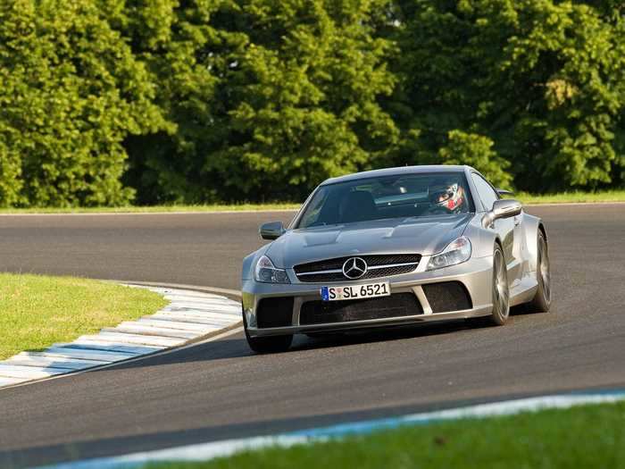 It’s a seriously wicked-looking thing, with fenders as wide as park benches.