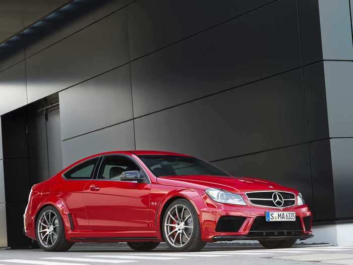 Keeping to Black Series tradition, only the coupe version the C-Class was available as a Black Series model.