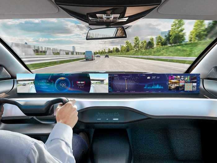 Continental also created a 4K screen that covers the entire length of the cockpit with displays that come and go depending on the car