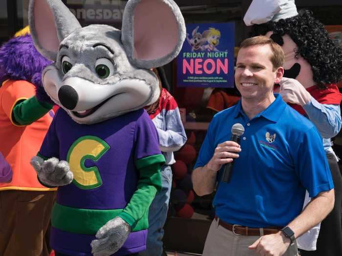 The last few years have seen plenty of change at Chuck E. Cheese. The chain retired its tokens in 2016 and the animatronics in 2017. The chain also changed its name slightly, dropping the possessive to become Chuck E. Cheese in 2017.