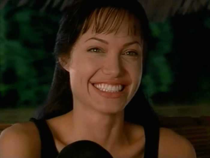 The actress was Sarah Jordan in "Beyond Borders" (2003).