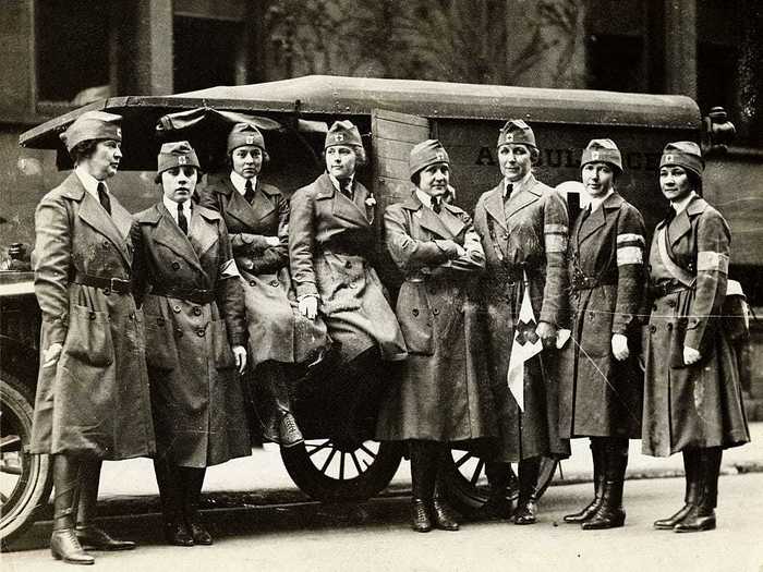 Women also began driving ambulances and delivering supplies in the Red Cross Motor Corps in 1917.