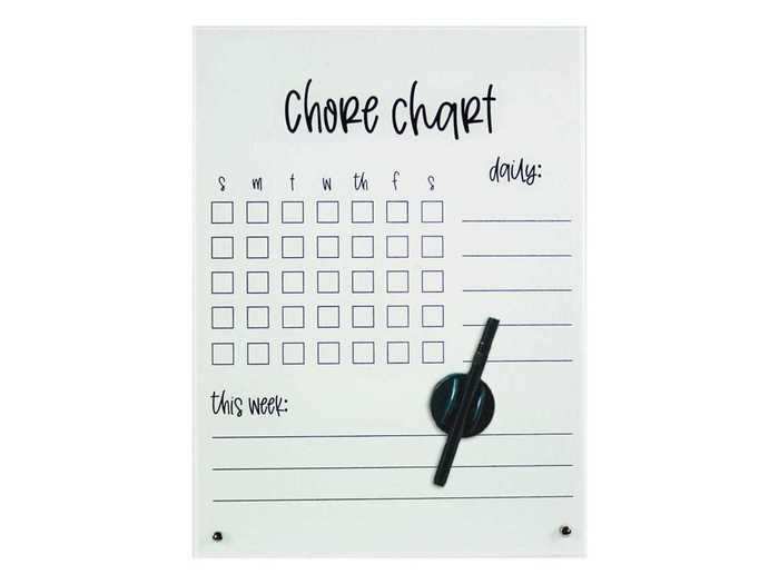 An easy-to-use chore board for the whole family