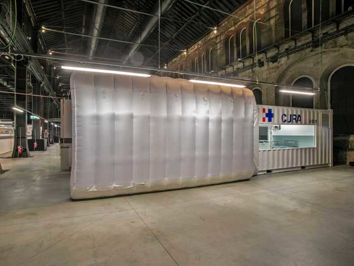 Pods can also be connected to each other or to the rest of the hospital by an inflatable structure, which is used for storage and doctors to change protective equipment.