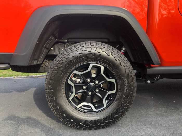 My tester was outfitted with 33-inch all-terrain tires. But obviously, the Gladiator