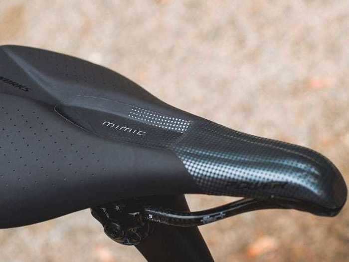 Install a modern seat: Specialized Power Comp with Mimic