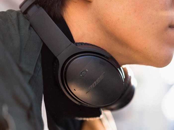 High-quality noise canceling headphones