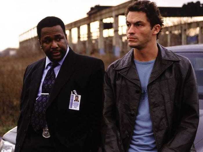 Critics called "The Wire" a smart drama with a rewarding final season.