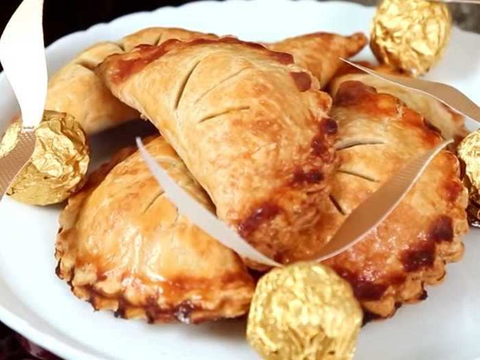 Pumpkin pasties are a "Harry Potter" staple that every fan should try.