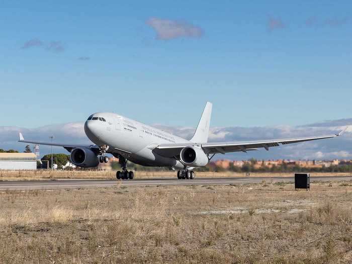 Airbus has been working with the Portuguese Air Force to test a new function to eventually be installed on the aircraft, automatic air-to-air refueling via a boom.