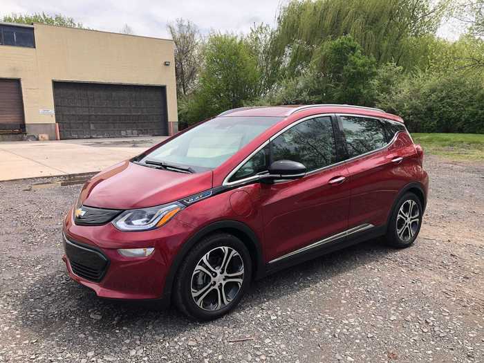 Say hello to the 2020 Chevy Bolt EV, in top-level Premier trim. The paint job was my personal Chevy fave these days: "Cajun Red Tintcoat."