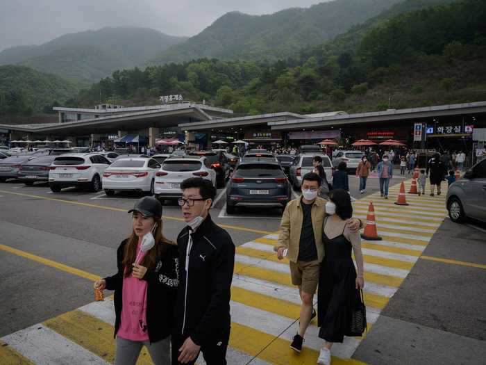 South Korean Prime Minister Chung Sye-kyun announced on Sunday that the country will relax social distancing restrictions, allowing events to take place and businesses like libraries to reopen.