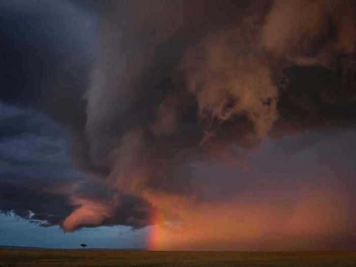 The sky overwhelms the land in Jose Fragozo