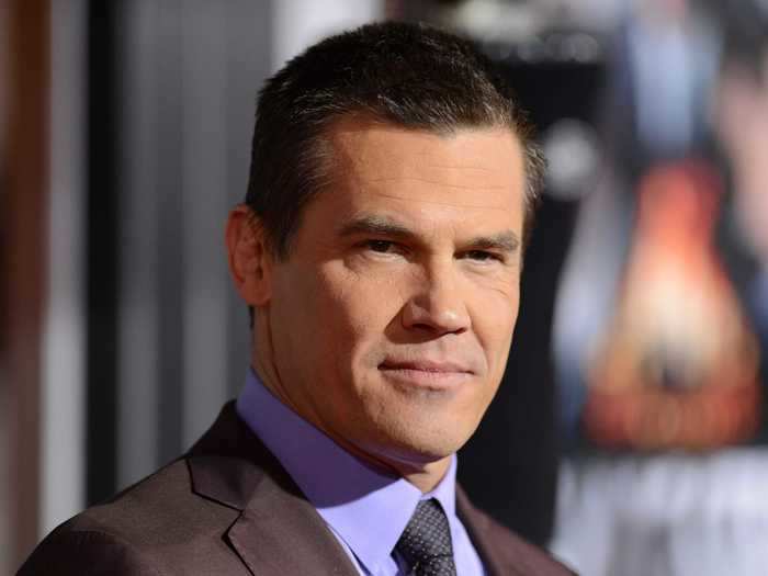 Josh Brolin visited his father, James Brolin, and his stepmother, Barbra Streisand.