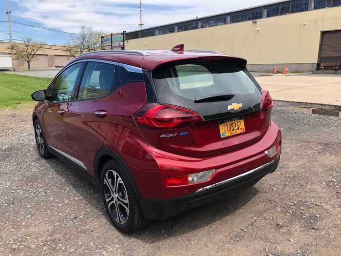 So, there no way around this: the 2020 Chevy Bolt EV Premier is a rather small vehicle. That