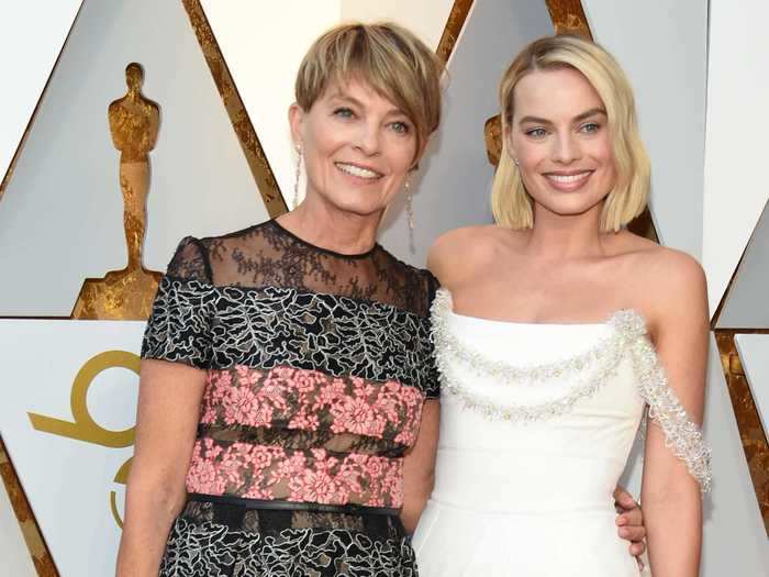 Margot Robbie also took her mother to the 90th Academy Awards.