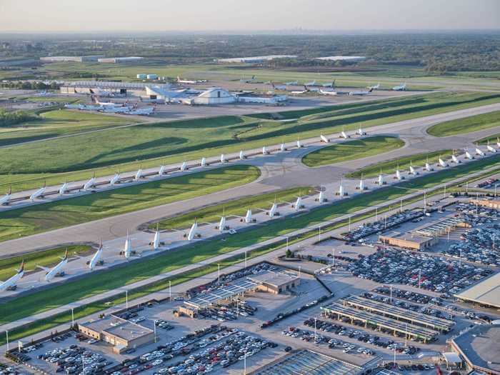 Luten considers his photos from Kansas City to be some of the most "powerful" due to the sheer number of aircraft occupying space at the airport.