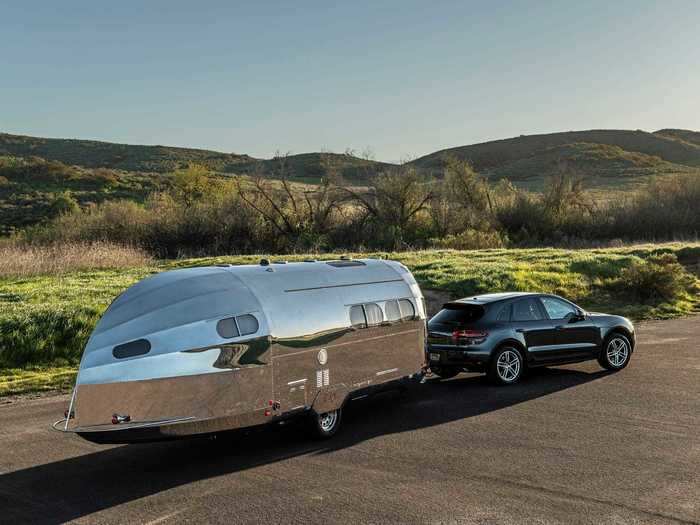 This lithium iron phosphate battery — which can be charged in three to four hours — supplies enough energy to power the trailer for up to two weeks. The entire electrical system can also be monitored on a cell phone using Bluetooth.