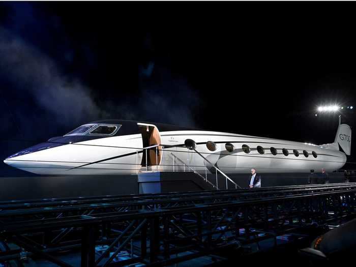 While London-based Vista is currently welcoming in the Global 7500, Ohio-based Flexjet is preparing to be the American launch customer of the Gulfstream G700.