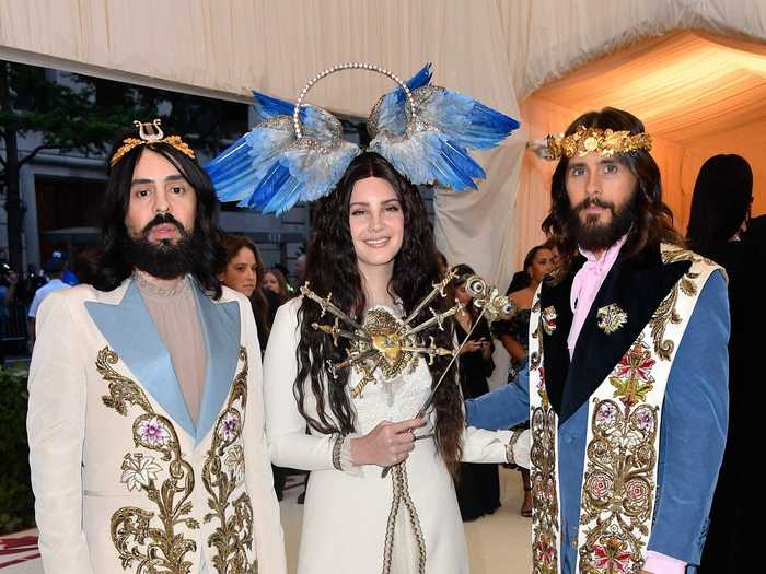 When seated for dinner, attendees were grouped with other stars who were wearing the same designer.