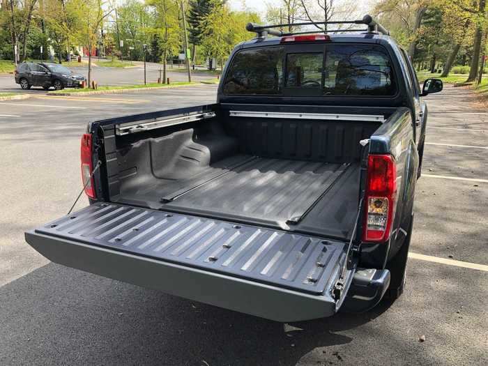 The tailgate is chunky — a sturdy hunk of engineering.