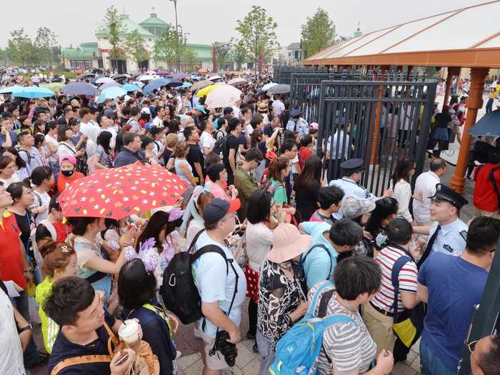 Entering the Shanghai Disney theme park used to mean shuffling past the security check, in long crowded lines.