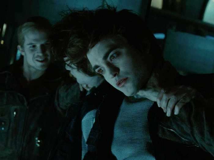 Part of the fight scene between Edward and James was freestyle, because Pattinson and Gigandet wanted to try the scene without choreography.