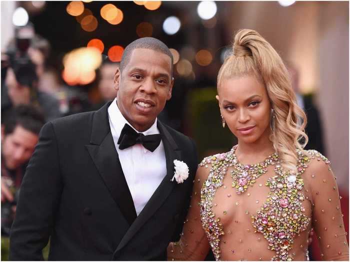 Beyoncé and Jay-Z teamed up with her trainer, Marco Borges, to create the 22 Days Nutrition Meal Planner.