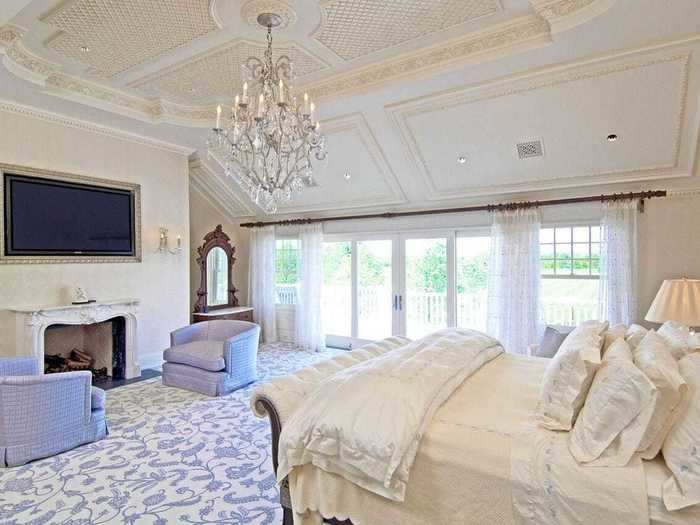 The master suite alone spans 2,800 square feet.