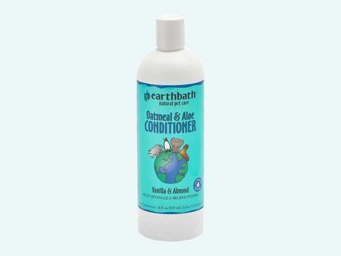 A conditioner for loosening mats and moisturizing the skin and coat