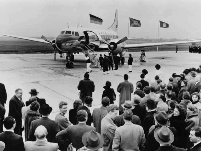 The first flights to restore the divided nation