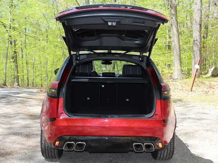 The powered hatch raises to reveal 34 cubic feet of cargo space.