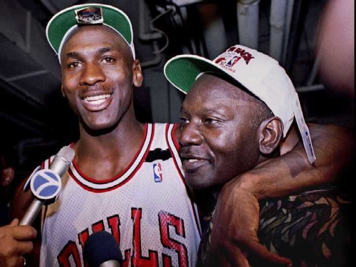 Jordan revealed that the last conversation he had with his father was about his desire to leave basketball and play baseball.