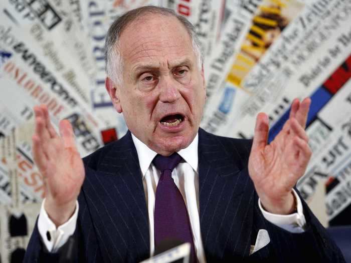 Estée Lauder heir Ronald Lauder gave $200,000.