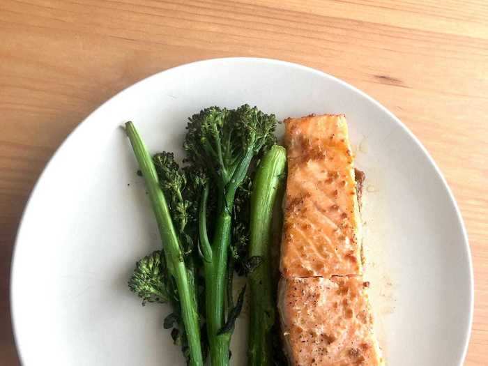 Then it was time to make my final Garten dish, salmon teriyaki and broccolini.